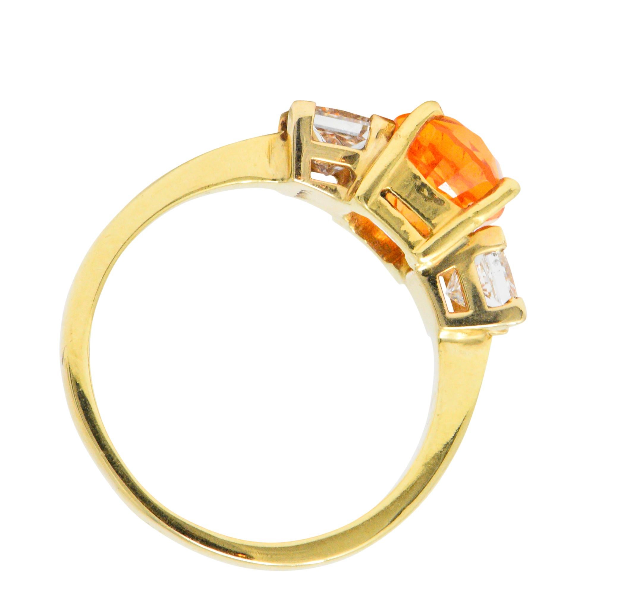 Contemporary 4.60 Carat Spessartite Garnet Diamond 18 Karat Gold Ring 1
