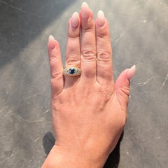 1980's No Heat Sapphire Diamond 18 Karat Yellow Gold Vintage Bombé Ring GIA