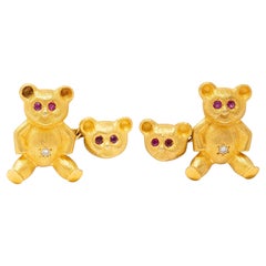 1960's Diamond Ruby 18 Karat Yellow Gold Vintage Teddy Bear Cufflinks
