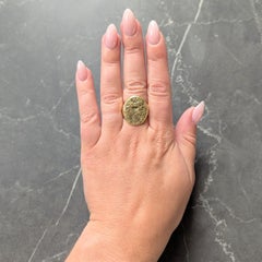 Allsopp Victorian 18 Karat Yellow Gold Antique Heraldic Crest Unisex Signet Ring