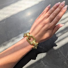 Elizabeth Locke 1980's 19K Gold Vintage Hammered Livorno Square Link Bracelet