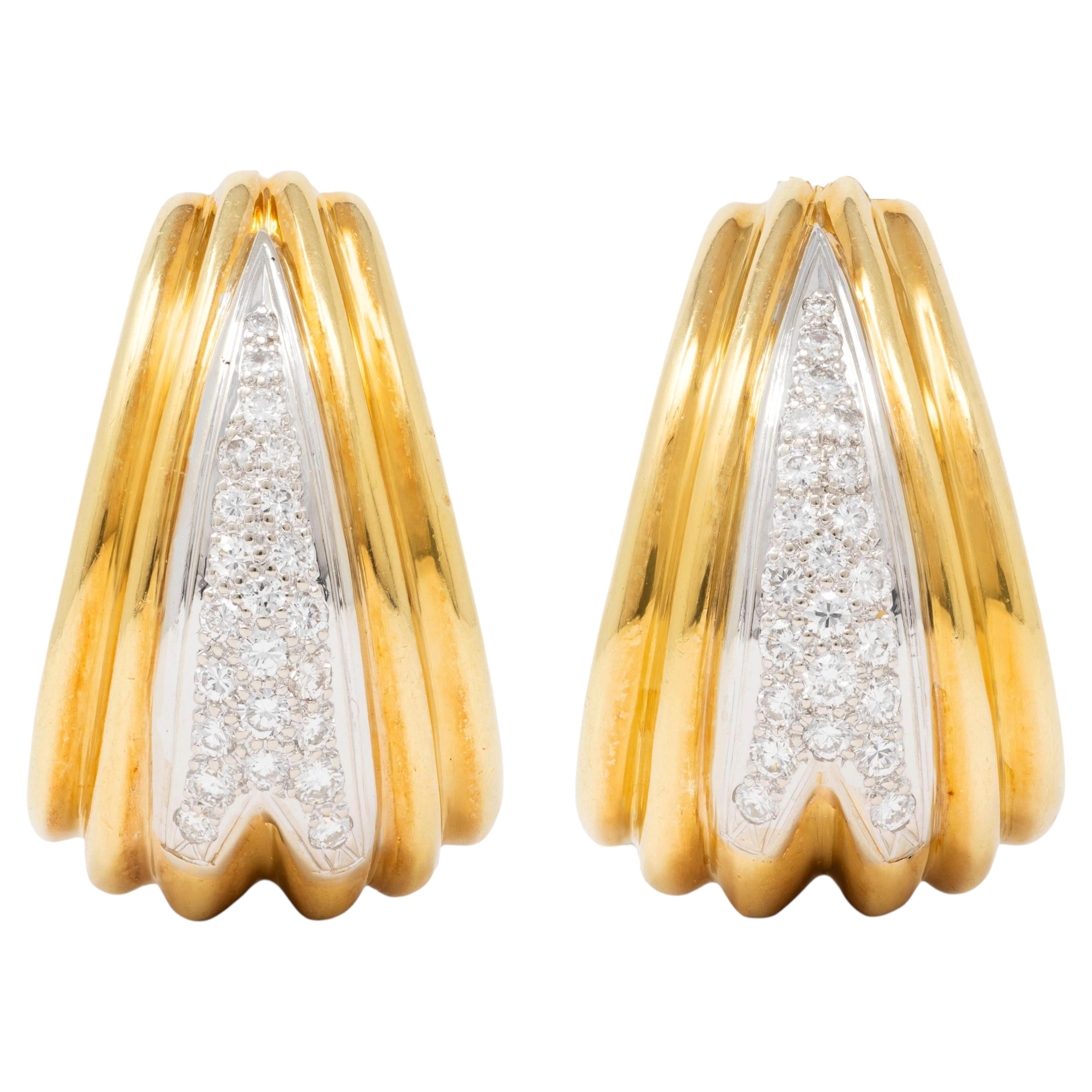 Van Cleef & Arpels 1980's Diamond 18K Gold Platinum Vintage Ear-Clip Earrings