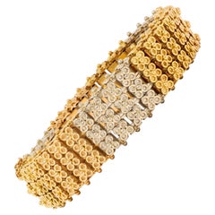 Bulgari 1970's 18 Karat Tri-Colored Gold Vintage Flower Link Bracelet