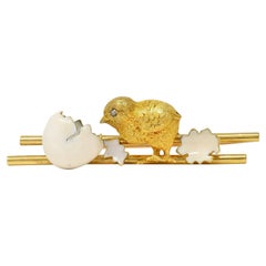 Victorian Diamond Enamel 18 Karat Yellow Gold Antique Baby Bird Hatchling Brooch