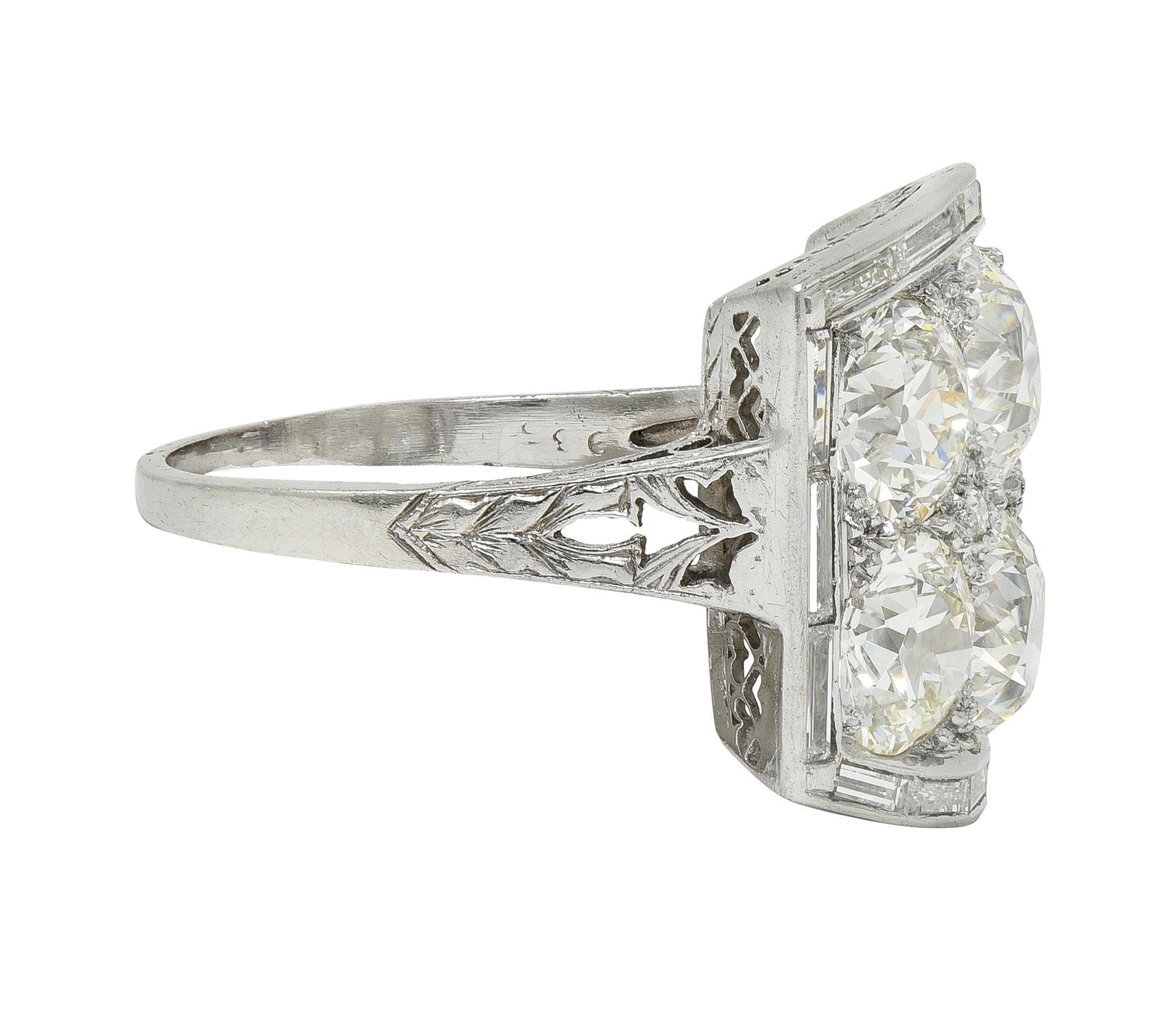 Anello a cuore antico in platino con diamante antico taglio europeo 9,00 CTW In condizioni ottime in vendita a Philadelphia, PA