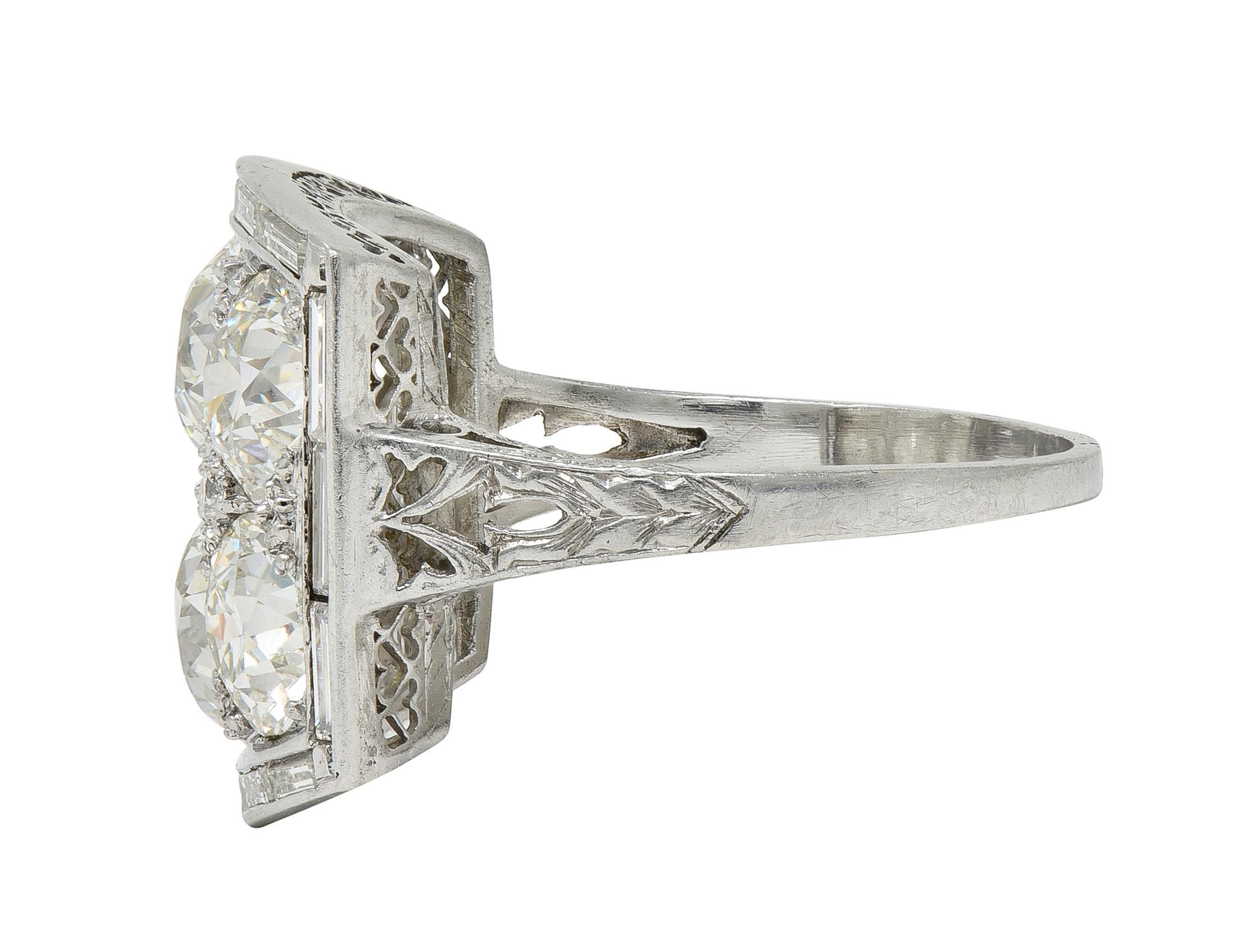 Anello a cuore antico in platino con diamante antico taglio europeo 9,00 CTW in vendita 1