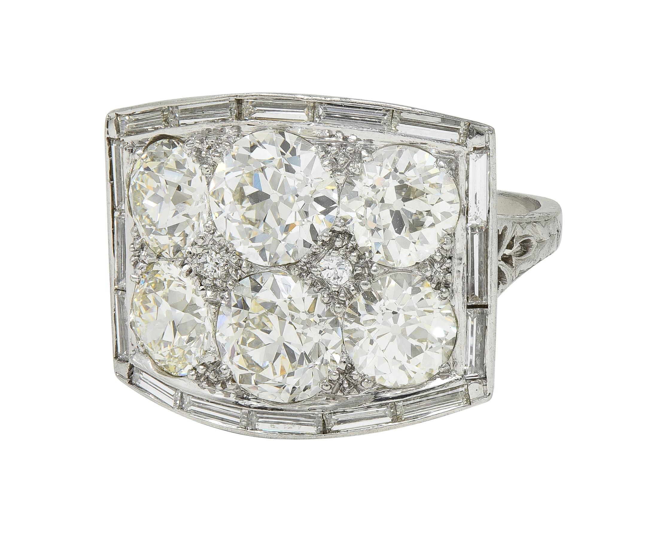 Anello a cuore antico in platino con diamante antico taglio europeo 9,00 CTW in vendita 2