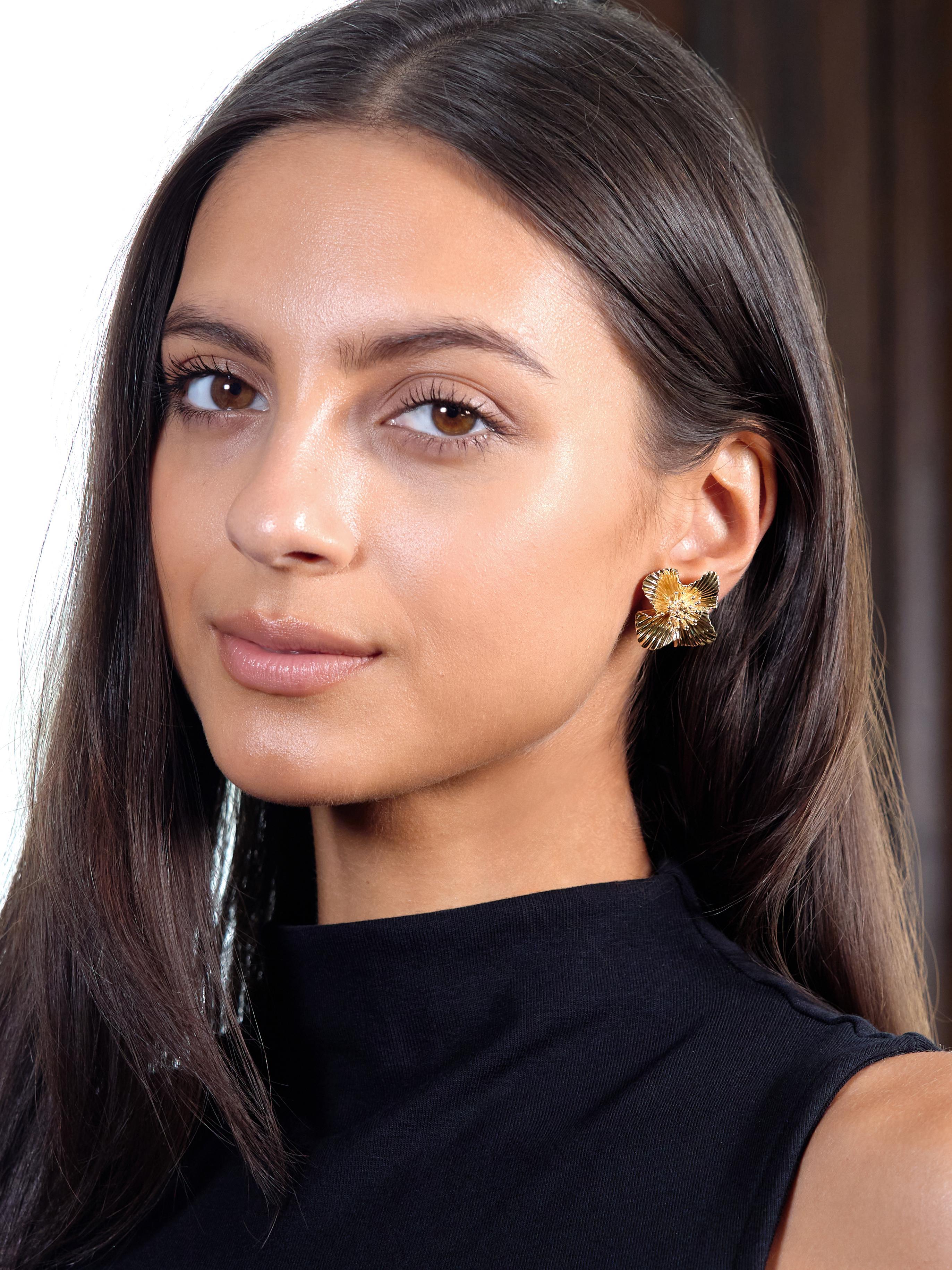 Tiffany & Co. Boucles d'oreilles clip florales rétro en or jaune 14 carats en vente 3