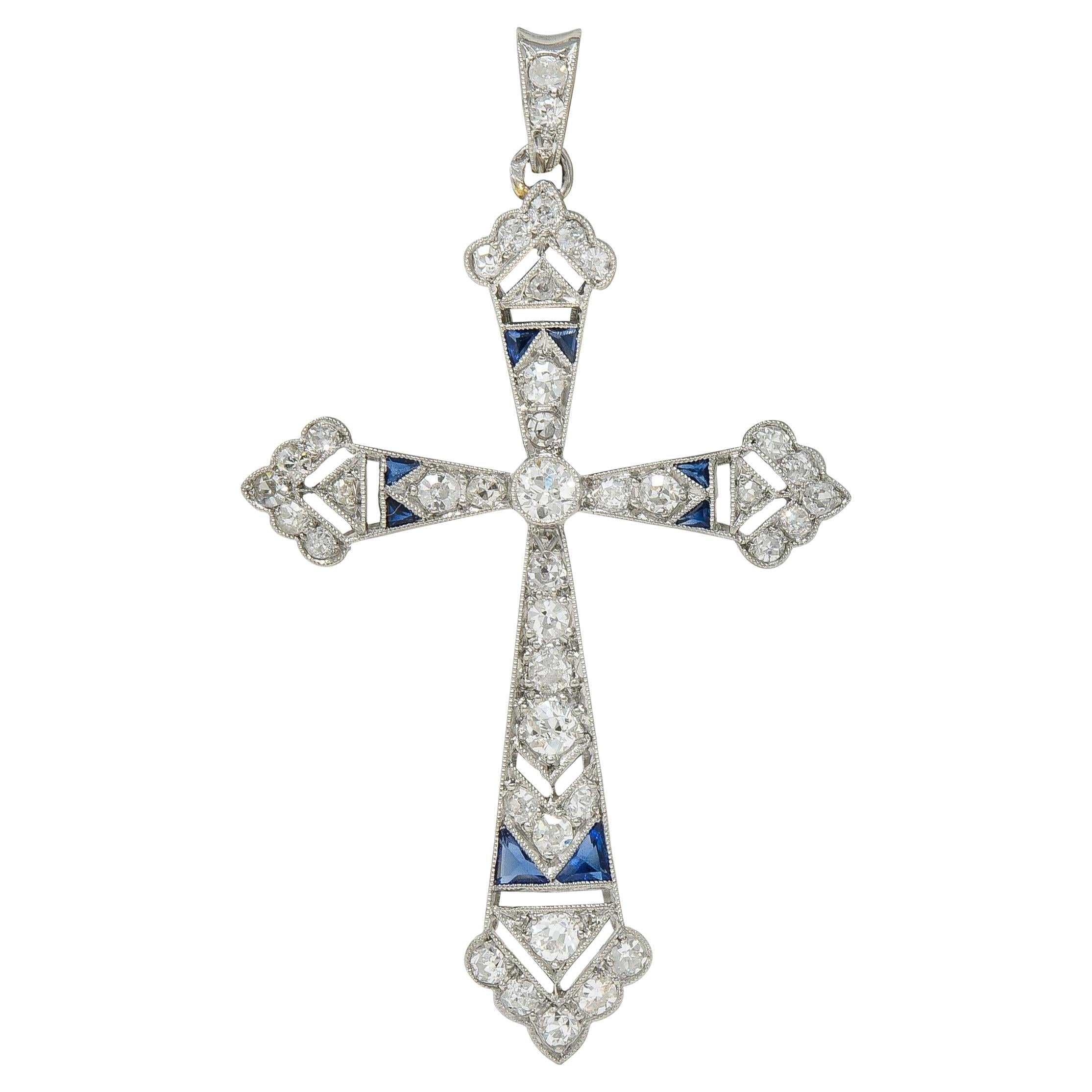 Ciondolo a croce vintage in platino con diamante e zaffiro, in stile Art Deco francese. in vendita