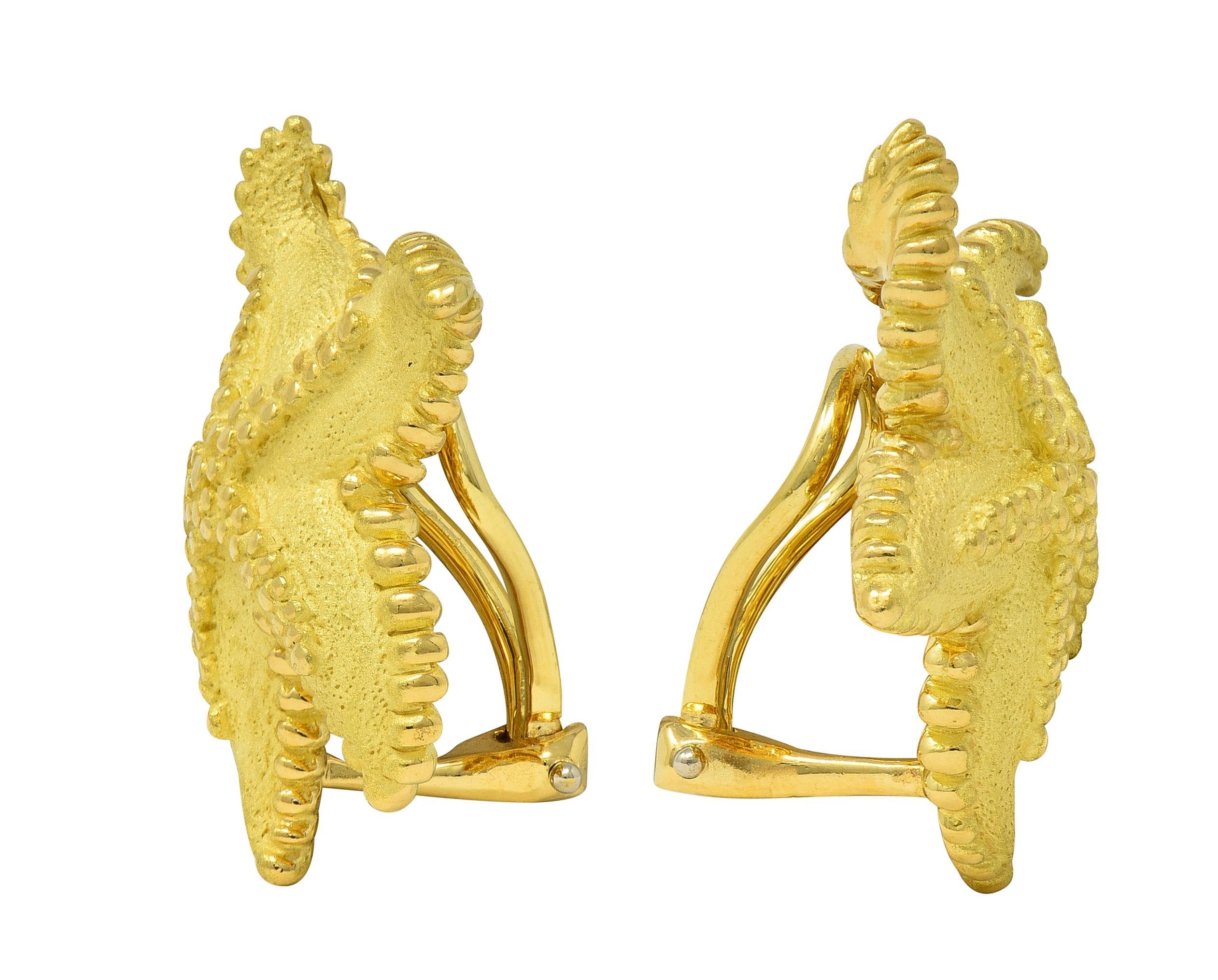 Moderno Orecchini Tiffany & Co. 1980 in oro giallo 18 carati con stella marina d'epoca in vendita