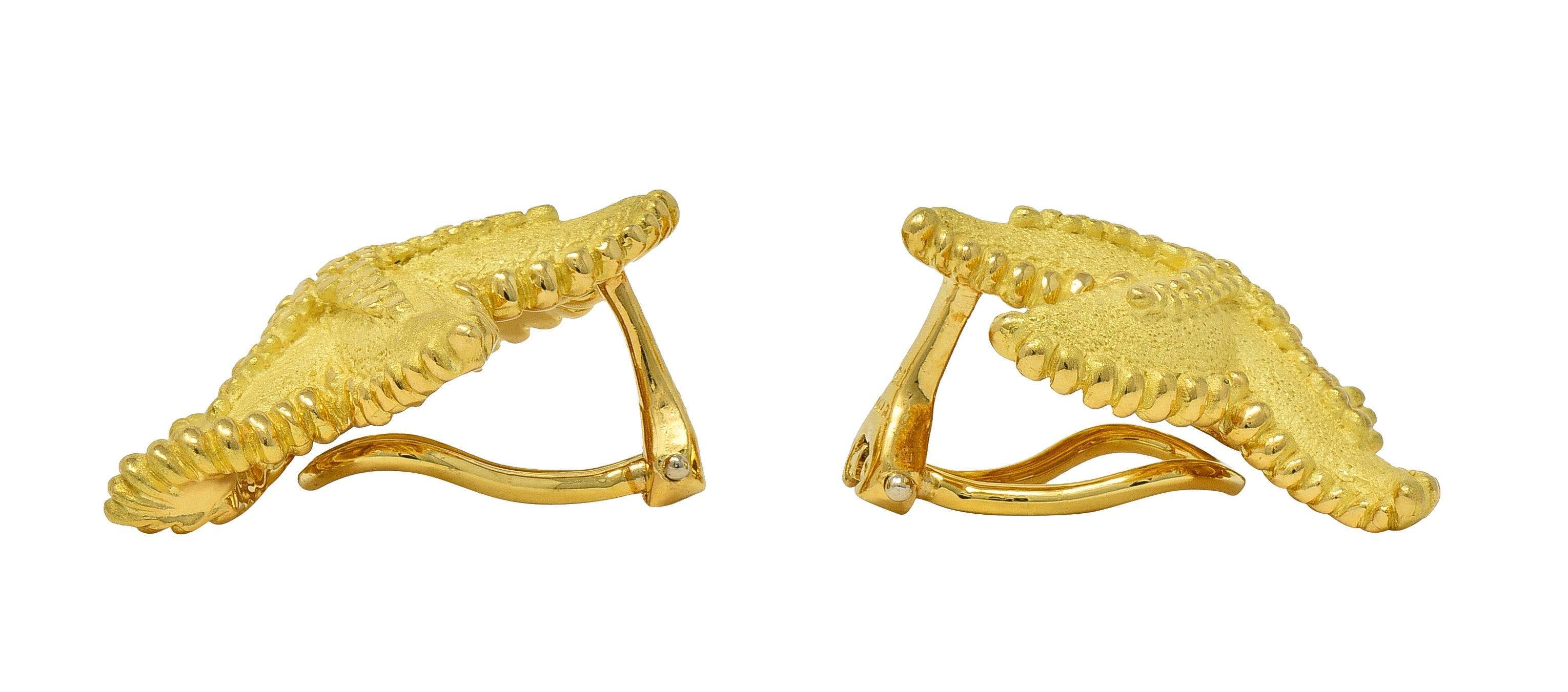Orecchini Tiffany & Co. 1980 in oro giallo 18 carati con stella marina d'epoca in vendita 2
