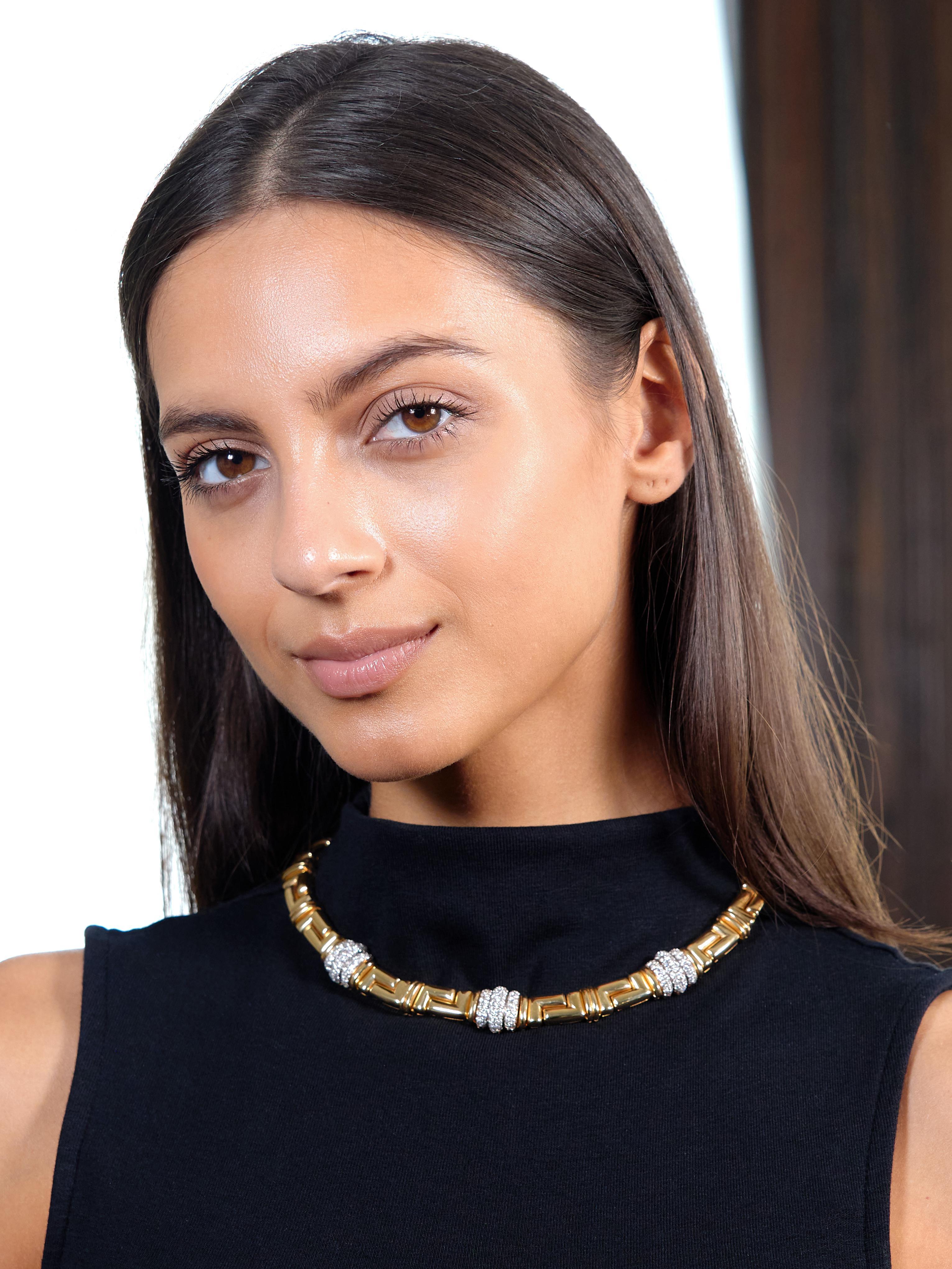 Bulgari - Collier vintage géométrique en or jaune 18 carats avec 4,50 diamants CTW en vente 3