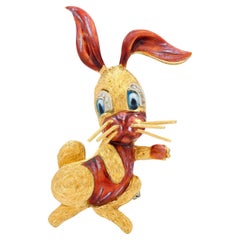 1960's Diamond Enamel 18 Karat Two-Tone Gold Vintage Cartoon Rabbit Brooch