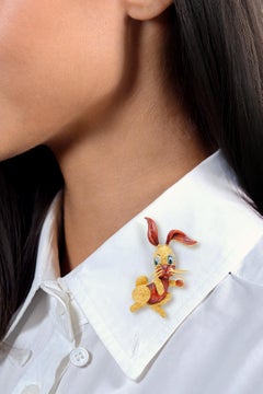 1960's Diamond Enamel 18 Karat Two-Tone Gold Vintage Cartoon Rabbit Brooch