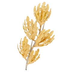 Gianmaria Buccellati, Vintage-Brosche aus 18-karätigem Zweifarbgold in Eichenast-Optik, 1970er Jahre