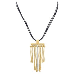 Roberto Coin 2000's Diamond 18K Gold Contemporary Elephantino Pendant Necklace