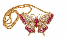 Collana a farfalla con rubini naturali non trattati termicamente certificati GIA, in oro 18 carati 95559