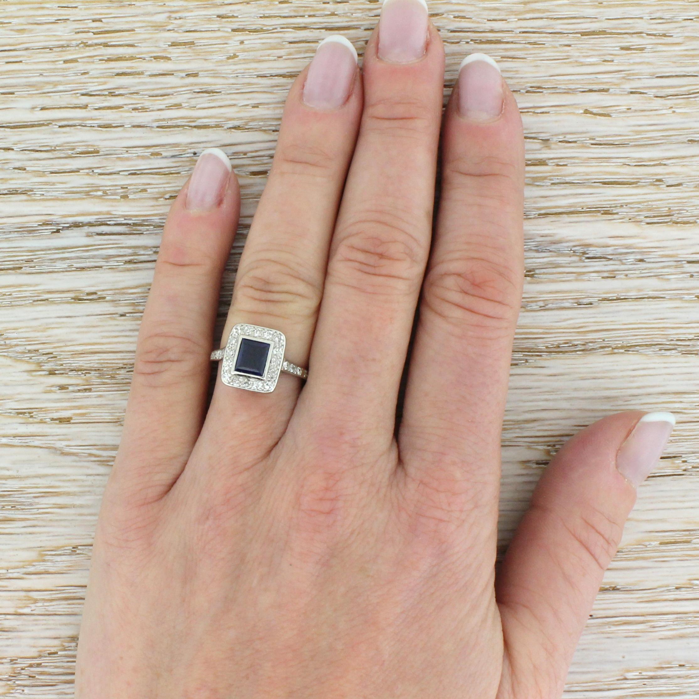 Midcentury 0.95 Carat Sapphire and 0.31 Carat Diamond Cluster Ring 1