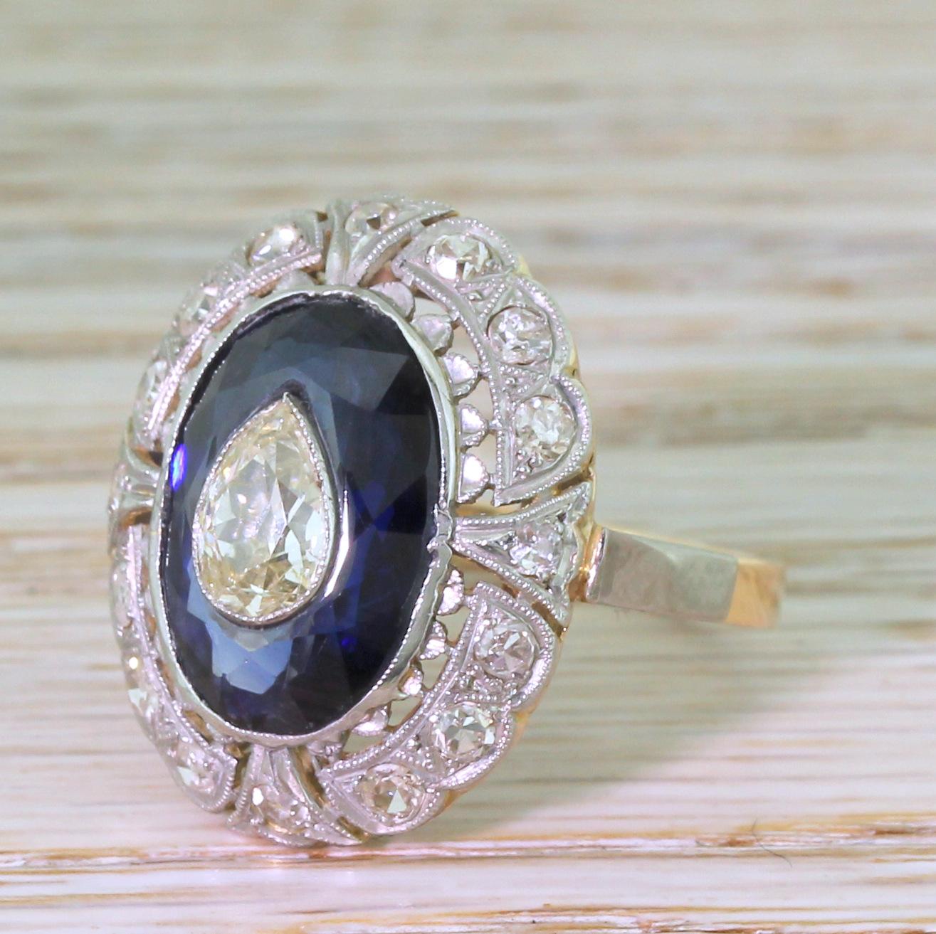 Midcentury Old Pear Cut and Sapphire Cluster Ring For Sale 4