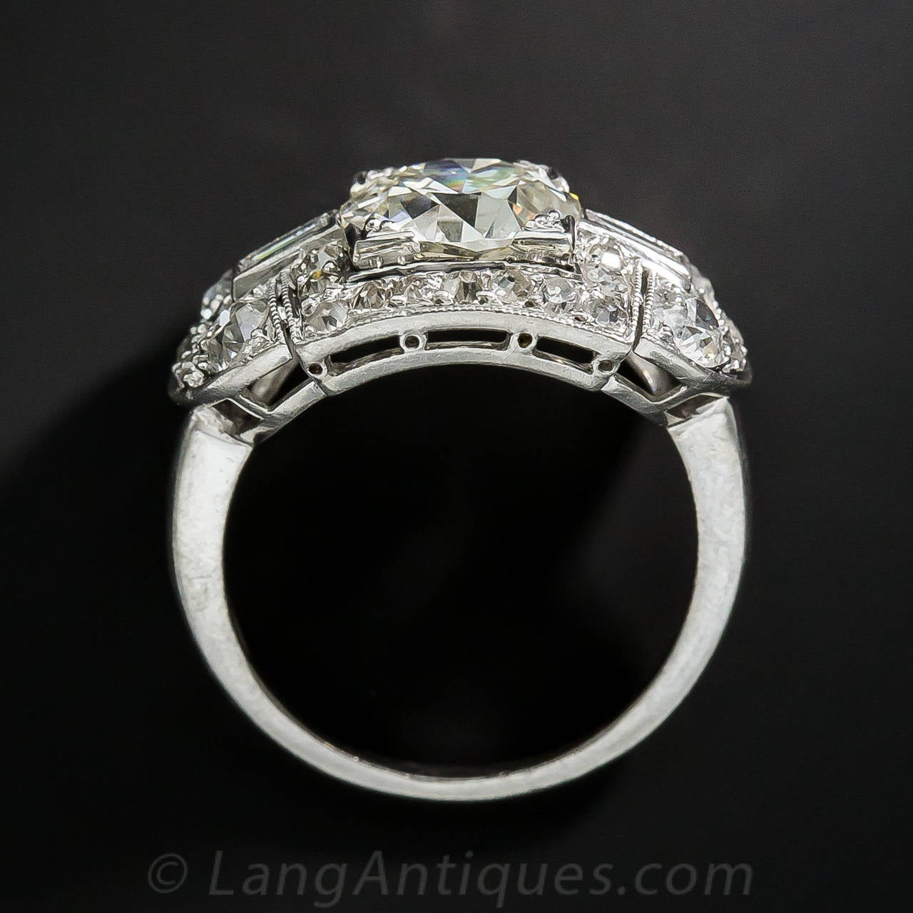 Art Deco 2.31 Carat Diamond Platinum Engagement Ring For Sale 1