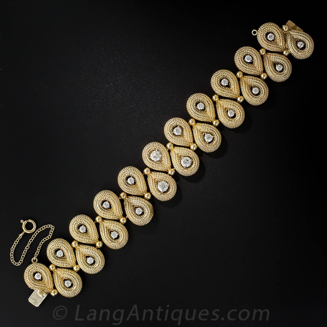 Diamond Gold Pear-Shaped Link Bracelet In Excellent Condition For Sale In San Francisco, CA