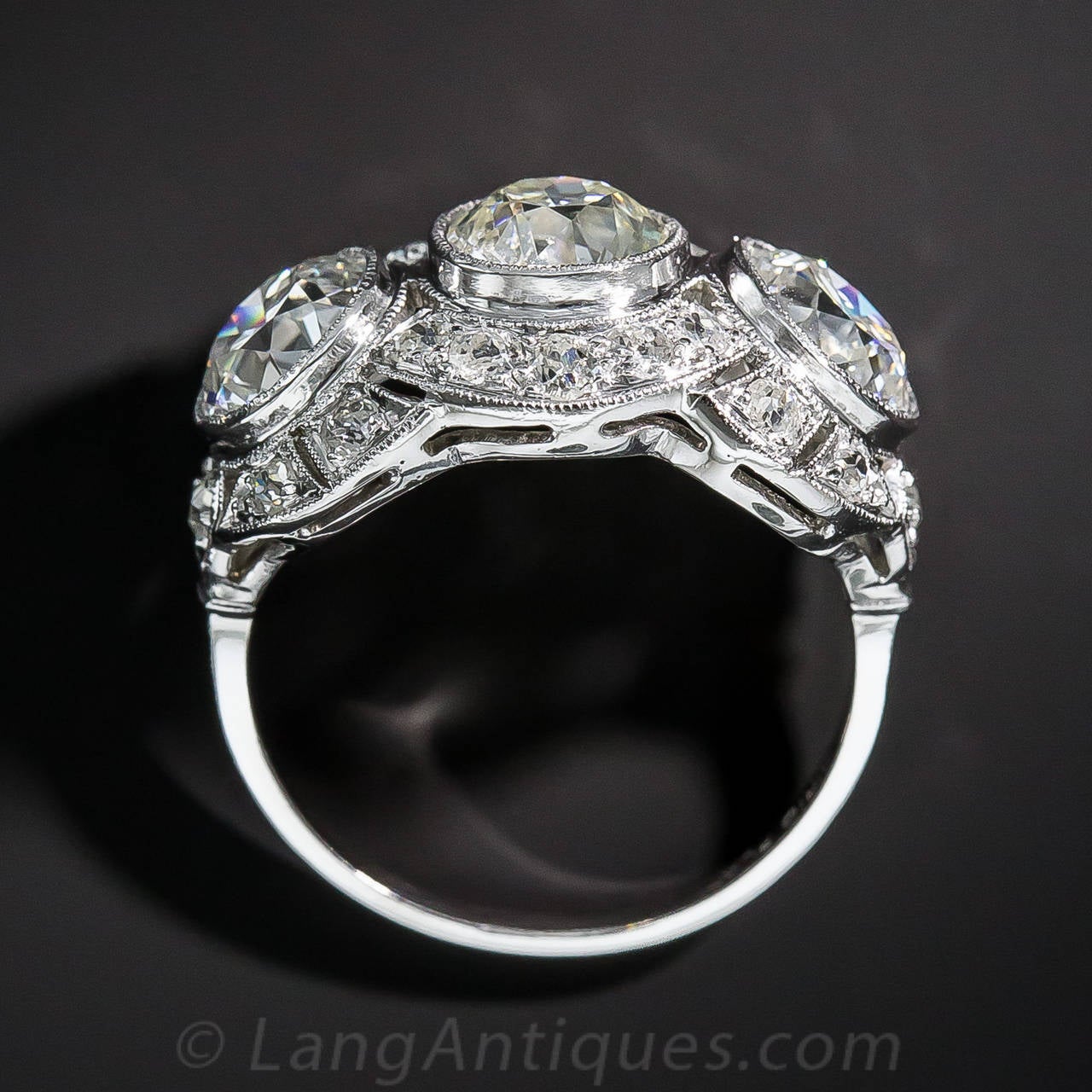 Art Deco 3.65 Carat Diamond Platinum Three-Stone Ring For Sale 1