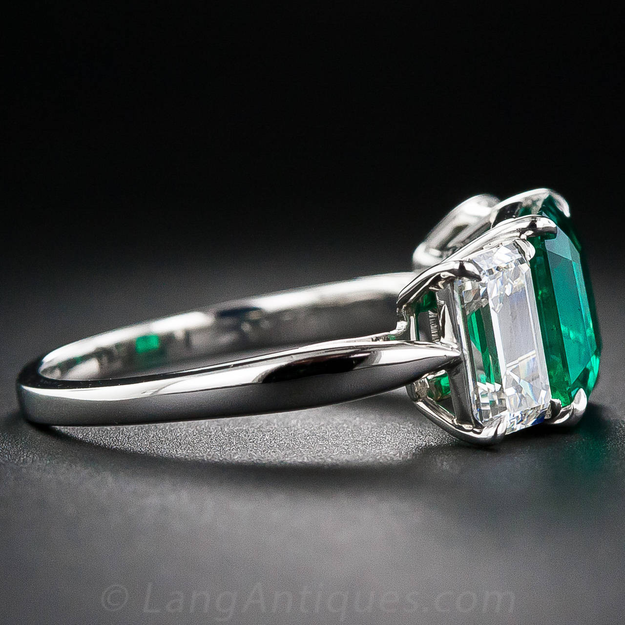 Women's Fine 2.75 Carat Emerald Diamond Platinum Ring