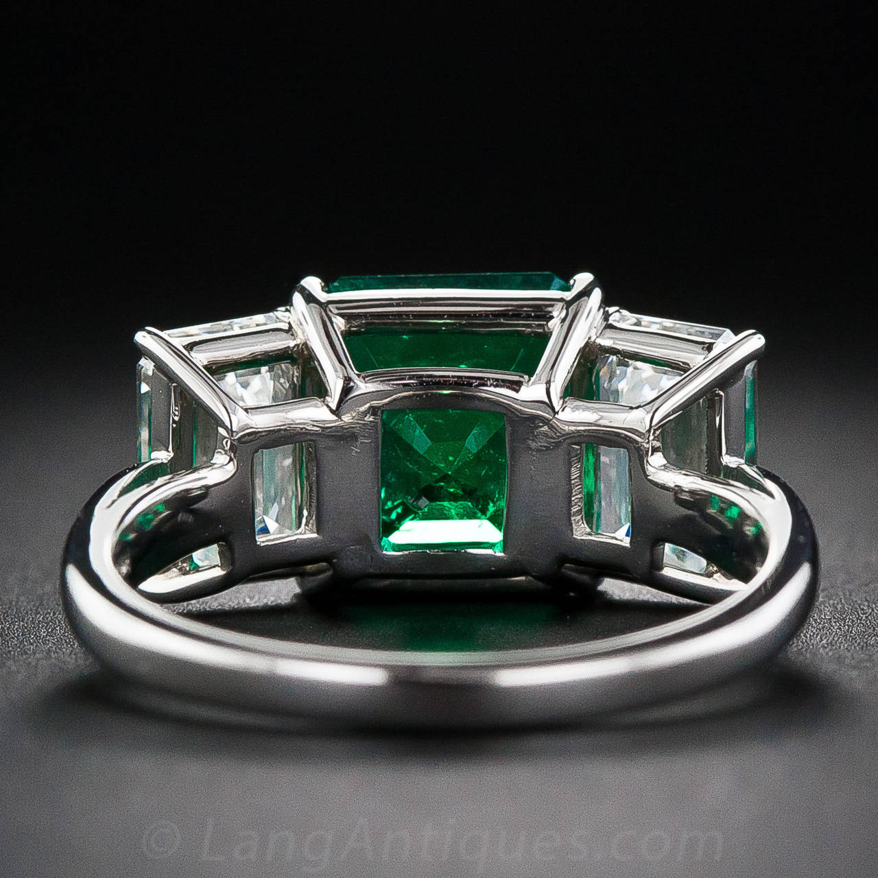 Fine 2.75 Carat Emerald Diamond Platinum Ring 1