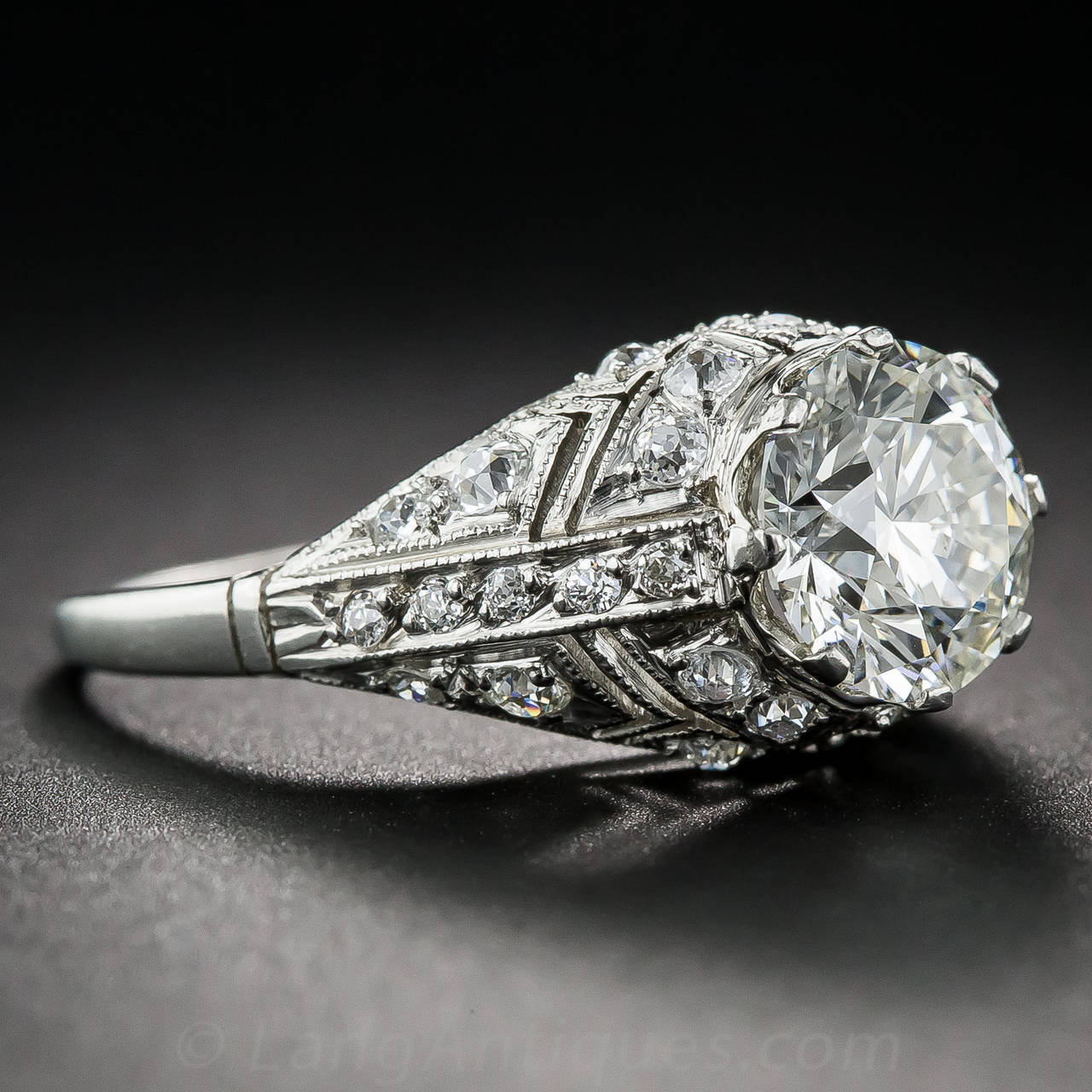 2.08 Carat Diamond Art Deco Style Ring In Excellent Condition For Sale In San Francisco, CA