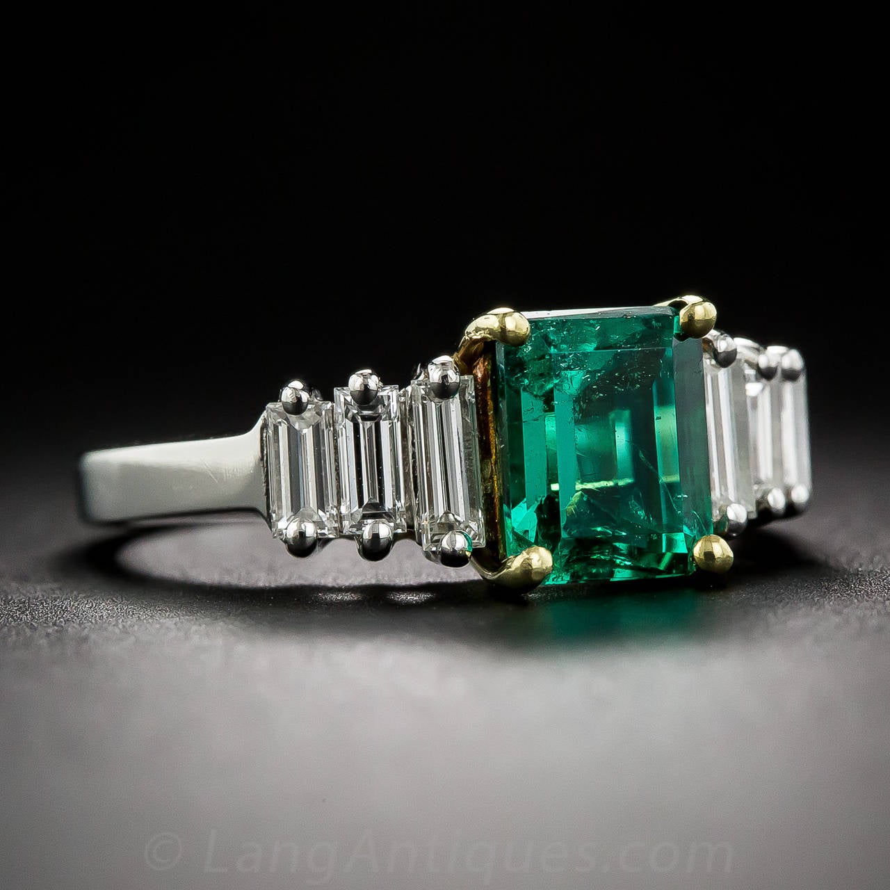 Art Deco 1.50 Carat Emerald and Diamond Ring