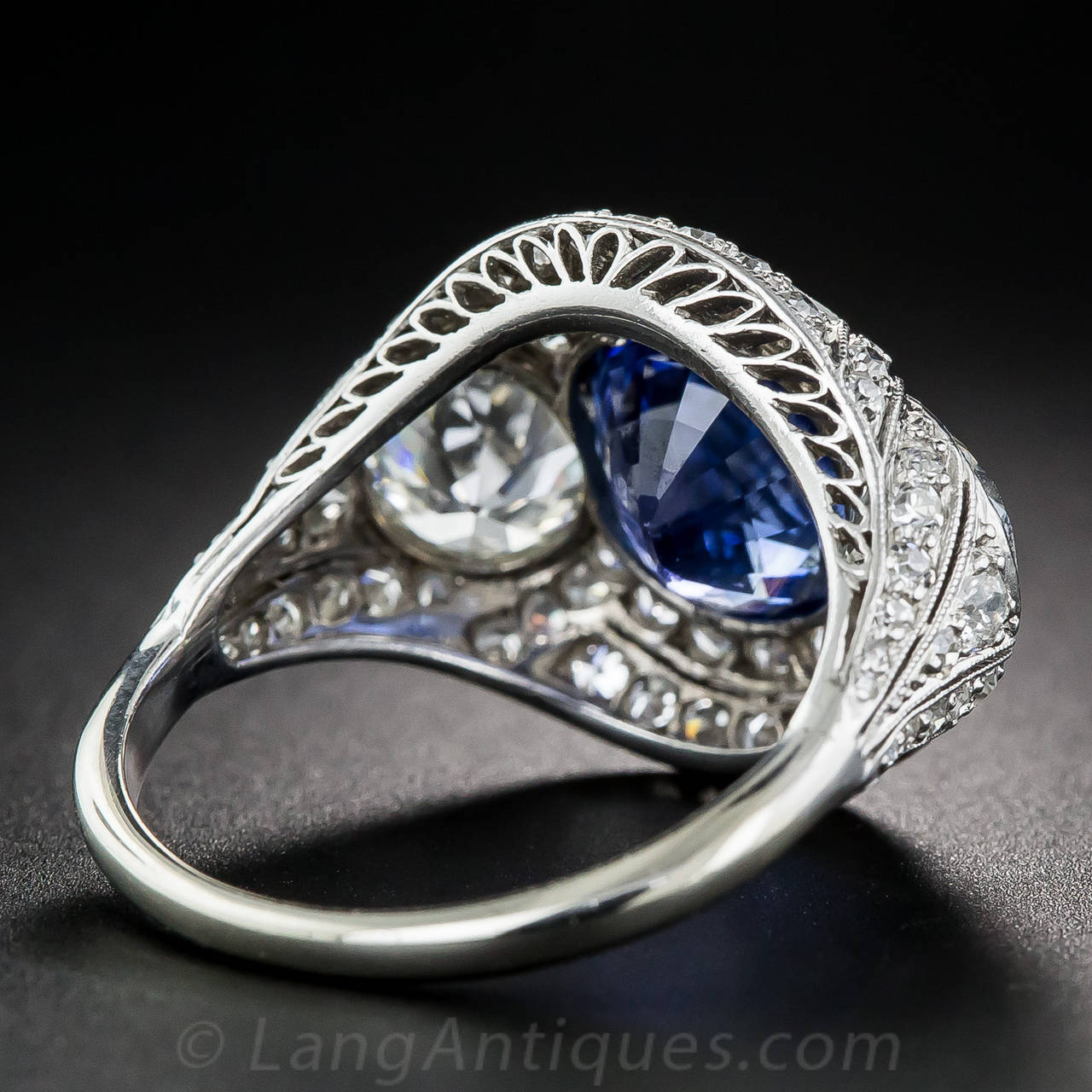 3.46 Carat No-Heat Sapphire and Diamond Art Deco Ring For Sale 1