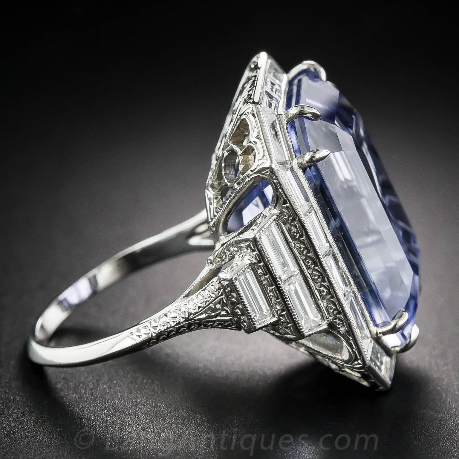 33.06 Carat No Heat Sapphire Diamond Platinum Ring In New Condition In San Francisco, CA
