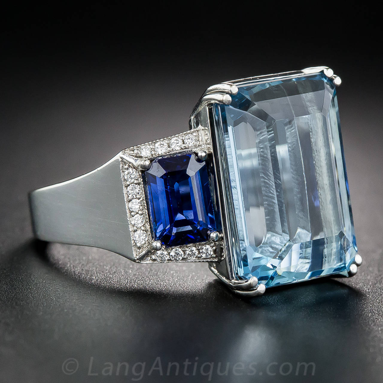 Fine Aquamarine Sapphire Diamond Gold Ring In Excellent Condition For Sale In San Francisco, CA