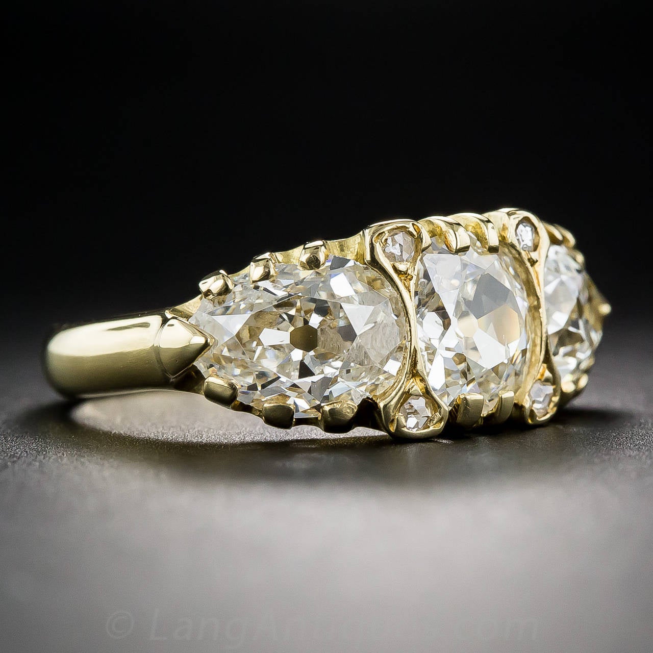Victorian 2.66 Carat English Three-Stone Diamond Gold Ring For Sale
