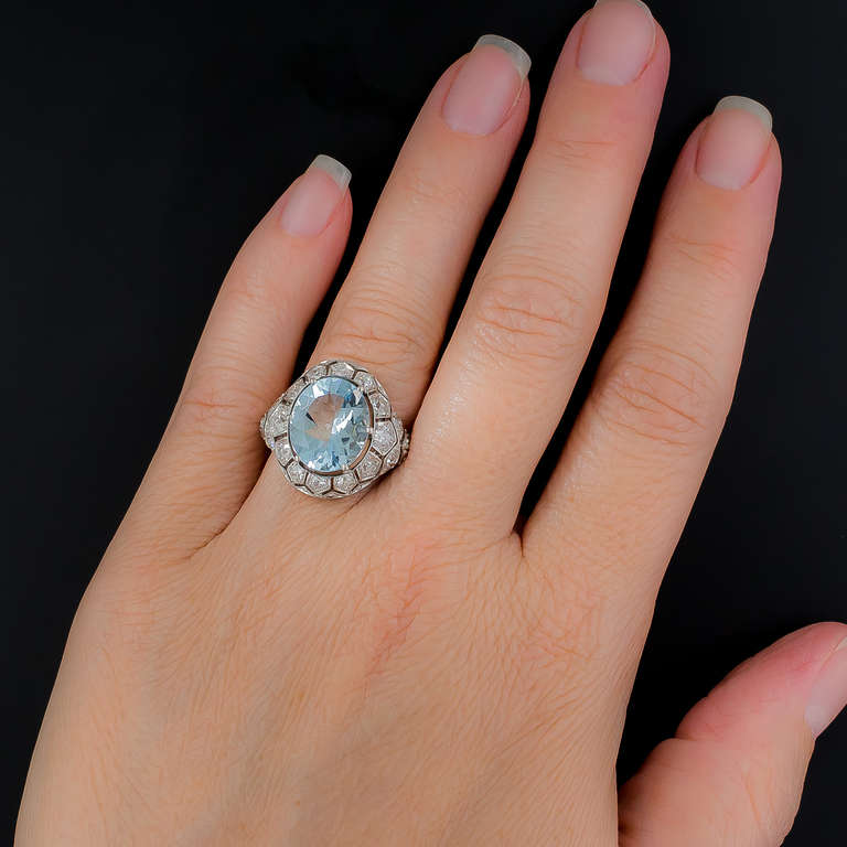 Art Deco Aquamarine and Diamond Ring For Sale 2