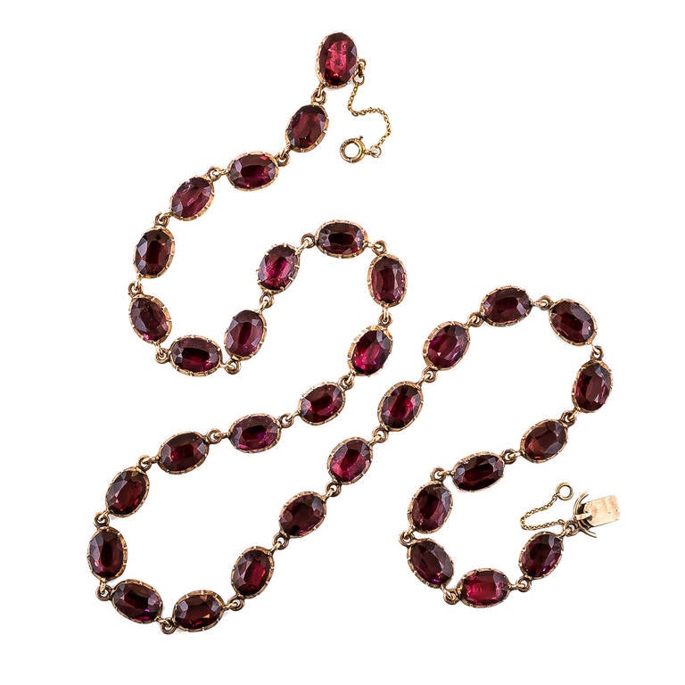 Georgian Garnet Necklace