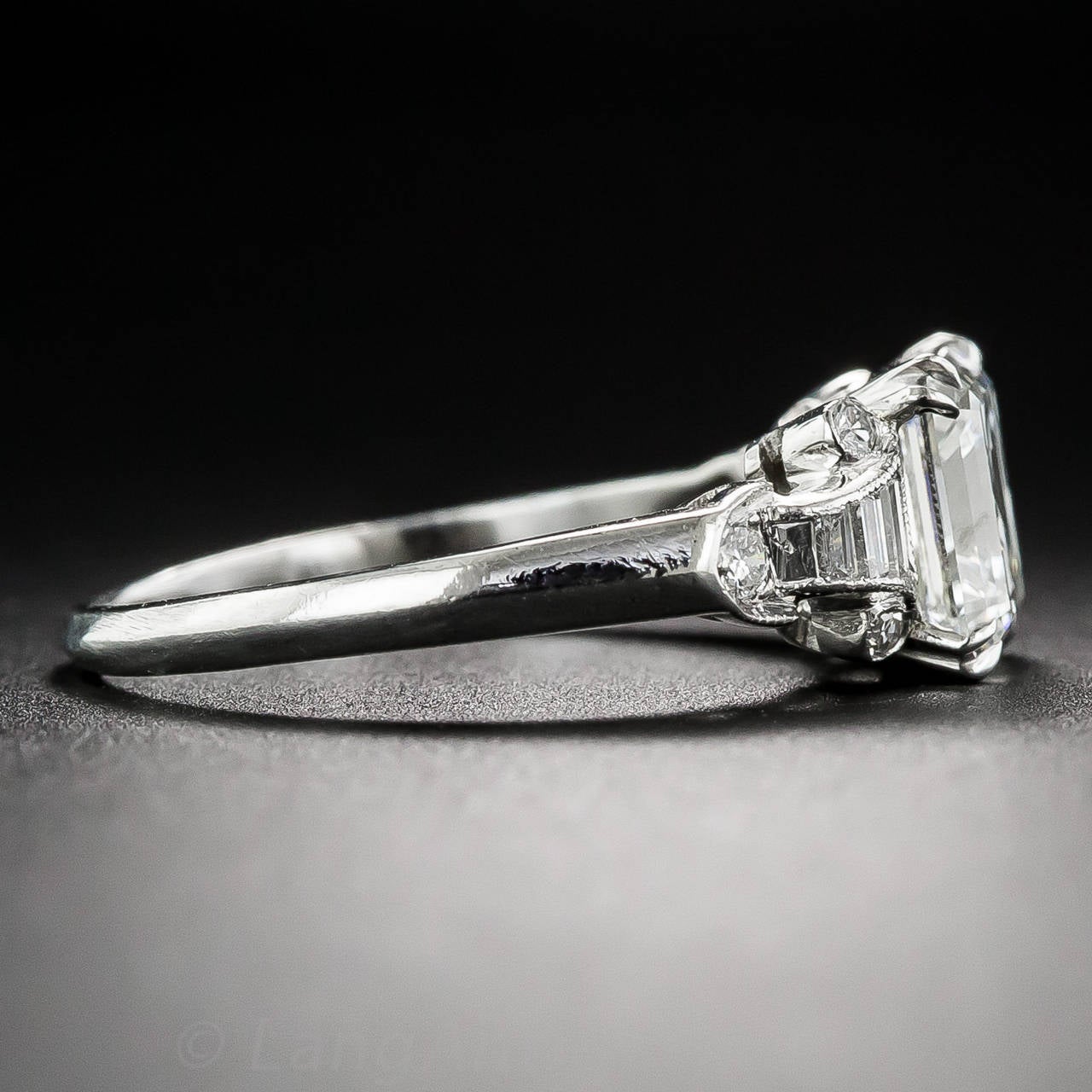 Women's Art Deco GIA Cert 1.98 Carat Square-Cut Diamond Platinum Engagement Ring