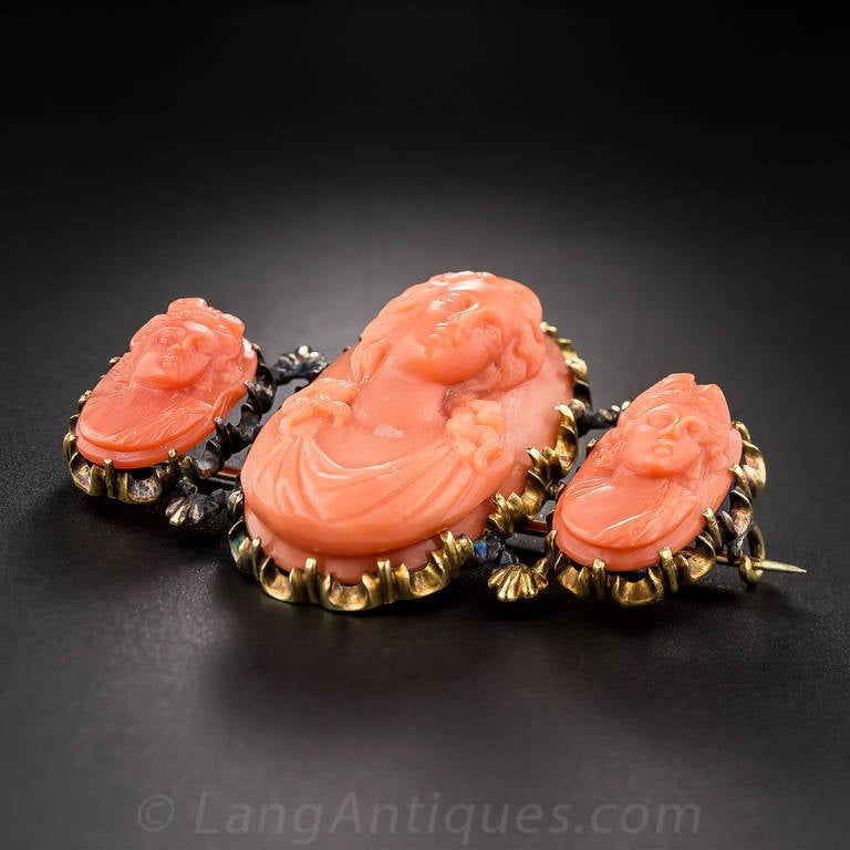 Antique Victorian Coral Cameo Jewelry Suite For Sale 3