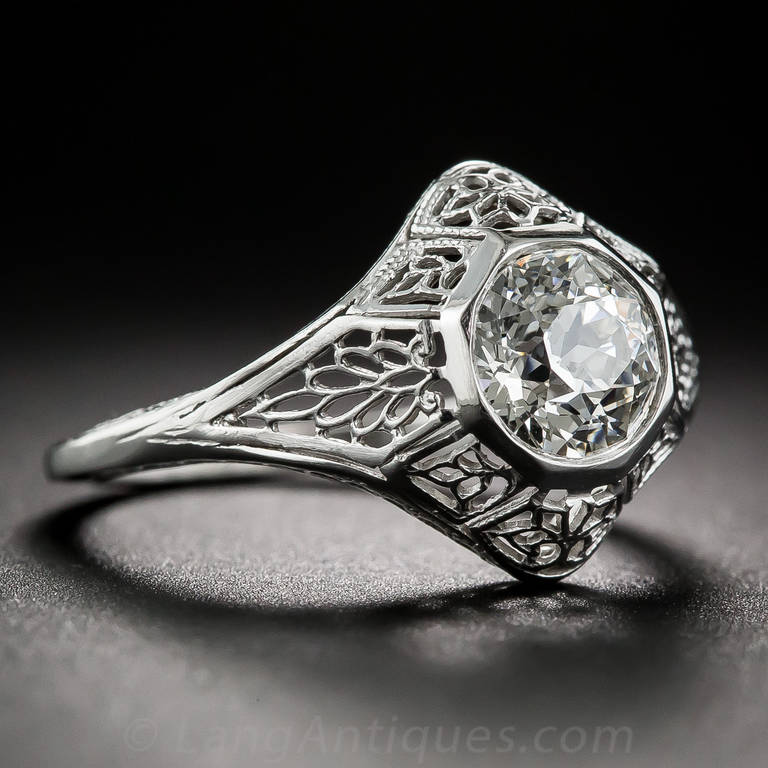 .90 Carat Diamond Platinum Art Deco Engagement Ring In Excellent Condition For Sale In San Francisco, CA