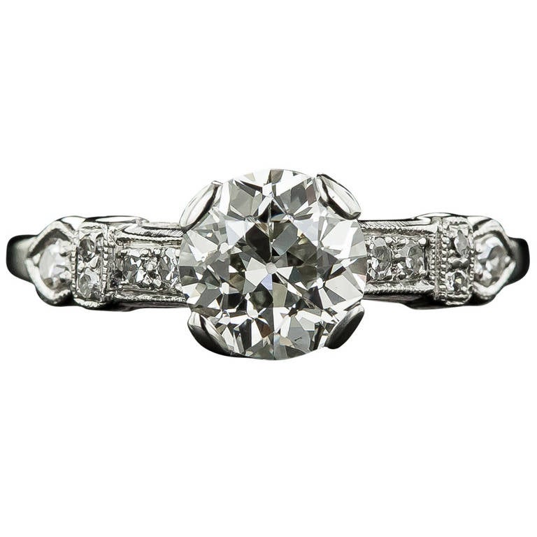 1.12 Carat Platinum and Diamond Art Deco Engagement Ring For Sale