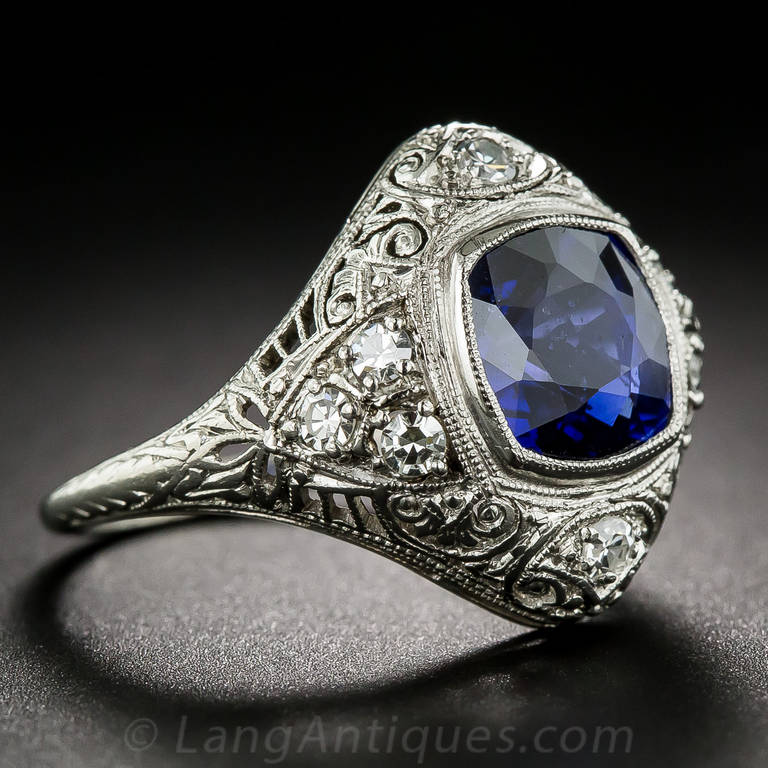 3.00 Carat Sapphire, Platinum and Diamond Edwardian Ring In Excellent Condition For Sale In San Francisco, CA