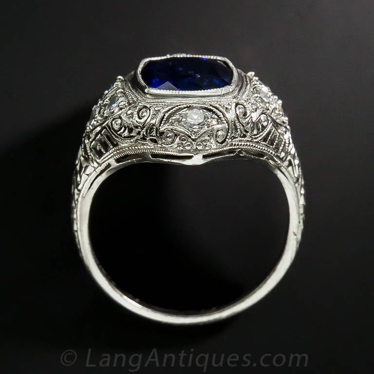 3.00 Carat Sapphire, Platinum and Diamond Edwardian Ring For Sale 1
