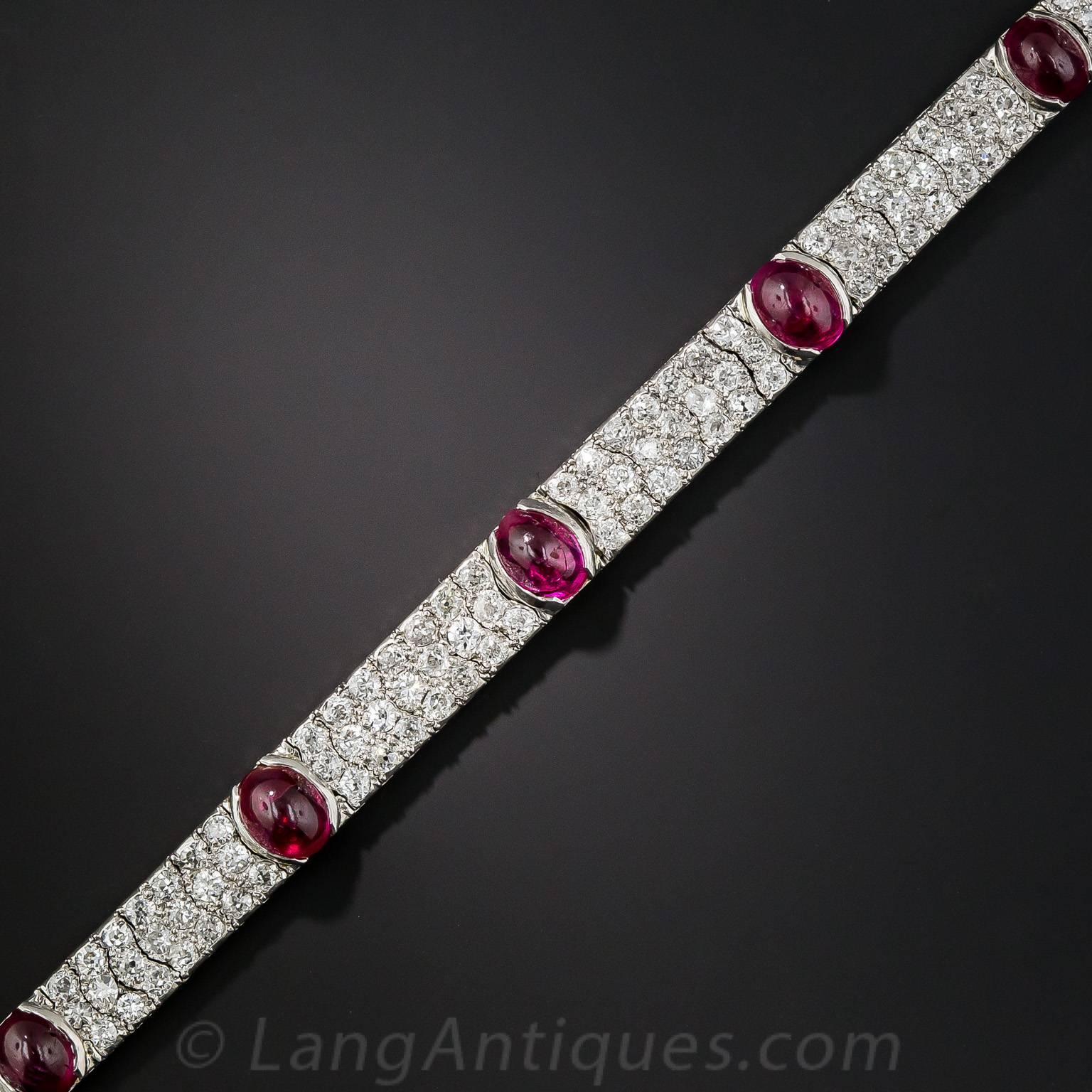 Art Deco No-Heat Burmese Ruby Diamond Platinum Bracelet In Excellent Condition In San Francisco, CA