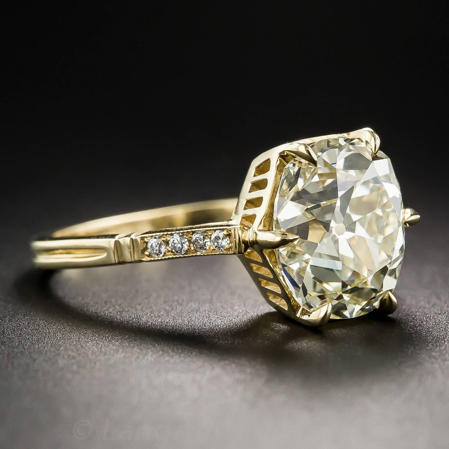 Art Deco 4.10 Carat Cushion-Cut Diamond Gold Ring