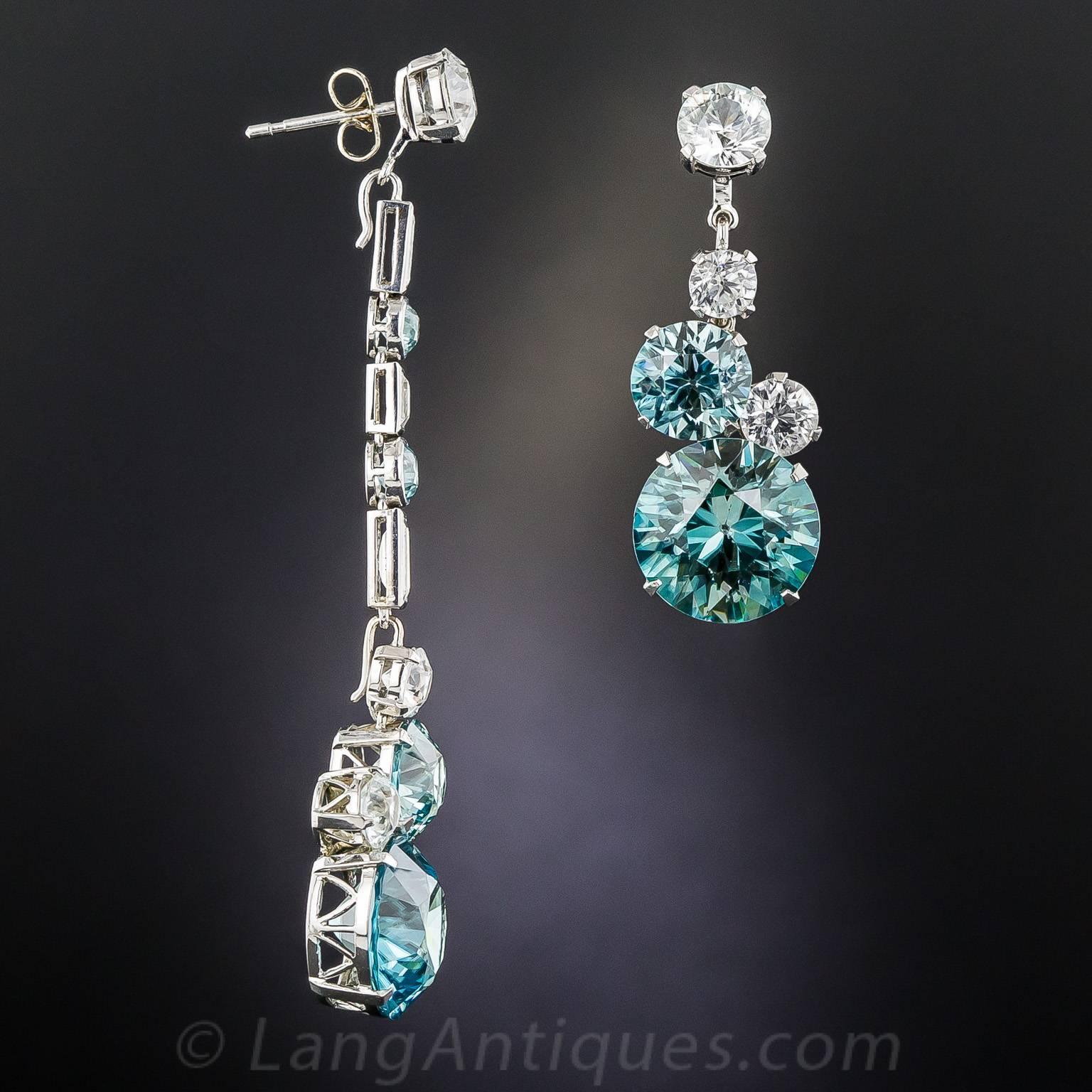 1930s Convertible Long Blue and White Zircon Gold Earrings In Excellent Condition For Sale In San Francisco, CA
