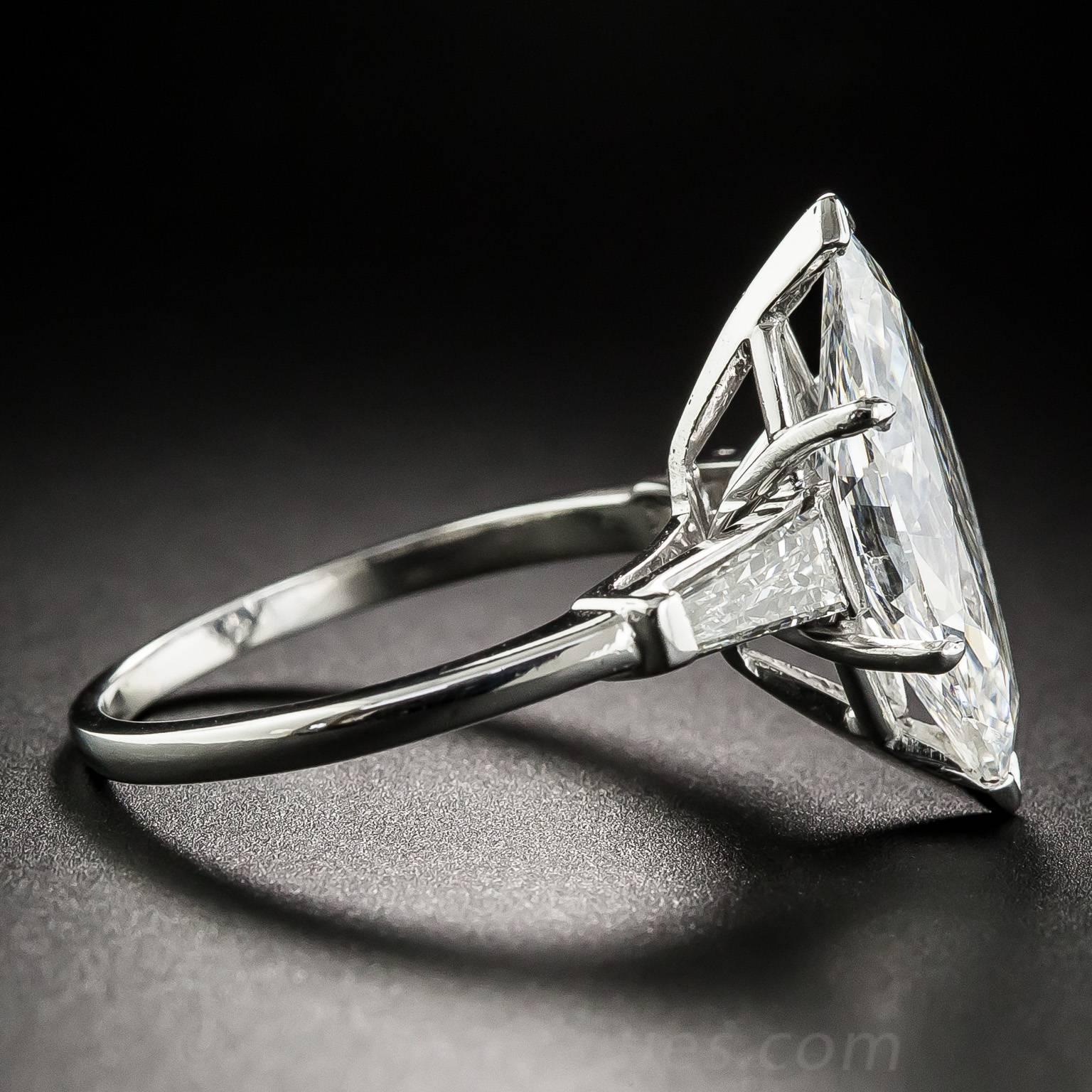 Women's 3.71 Carat Marquise Diamond Platinum Ring - GIA For Sale