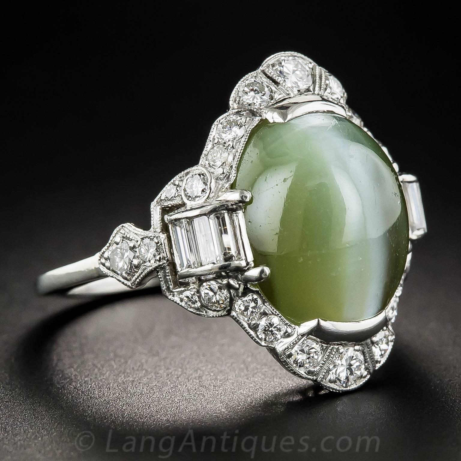 Art Deco 18.50 Carat Chrysoberyl Cat's-Eye Diamond Platinum Ring In Excellent Condition For Sale In San Francisco, CA