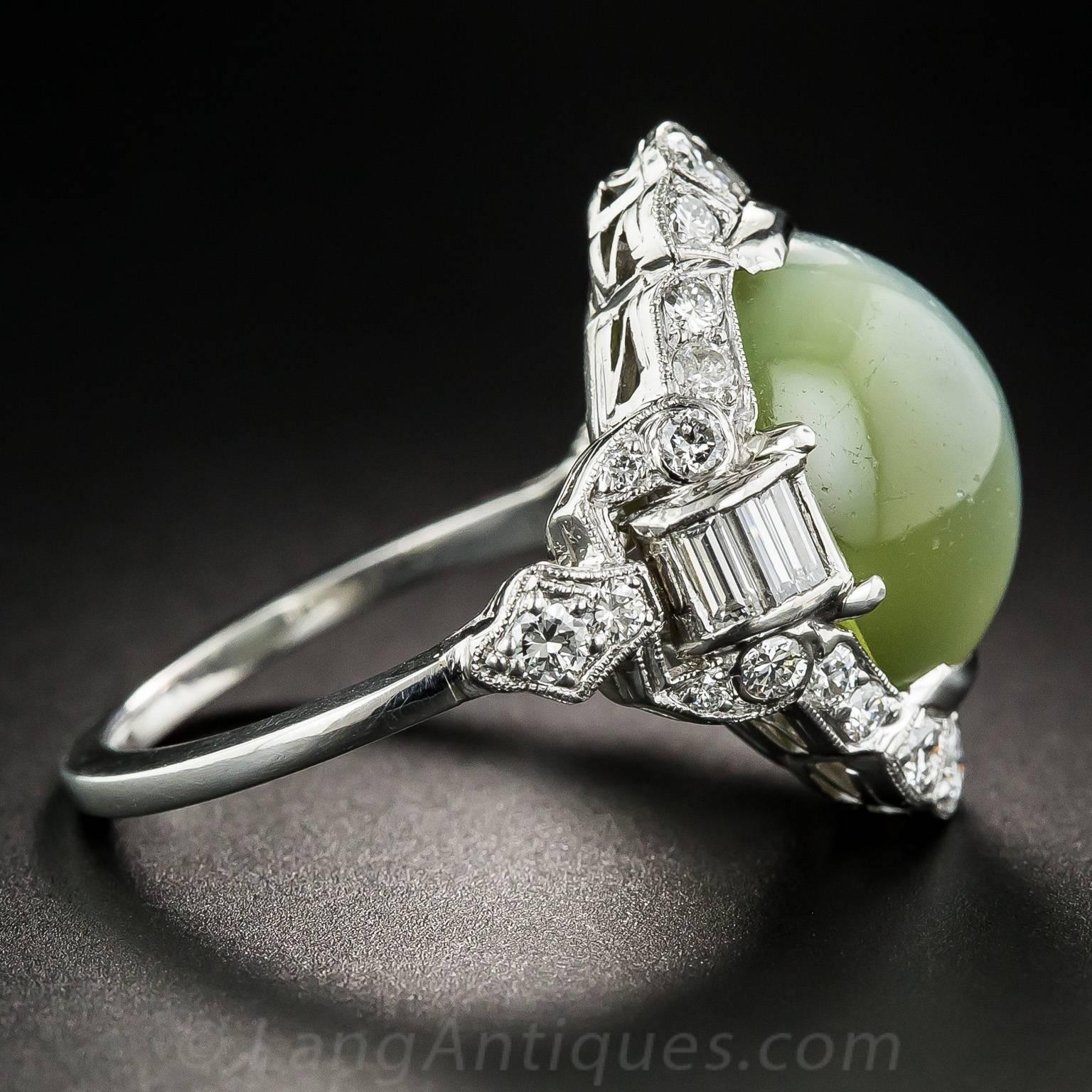 Women's Art Deco 18.50 Carat Chrysoberyl Cat's-Eye Diamond Platinum Ring For Sale