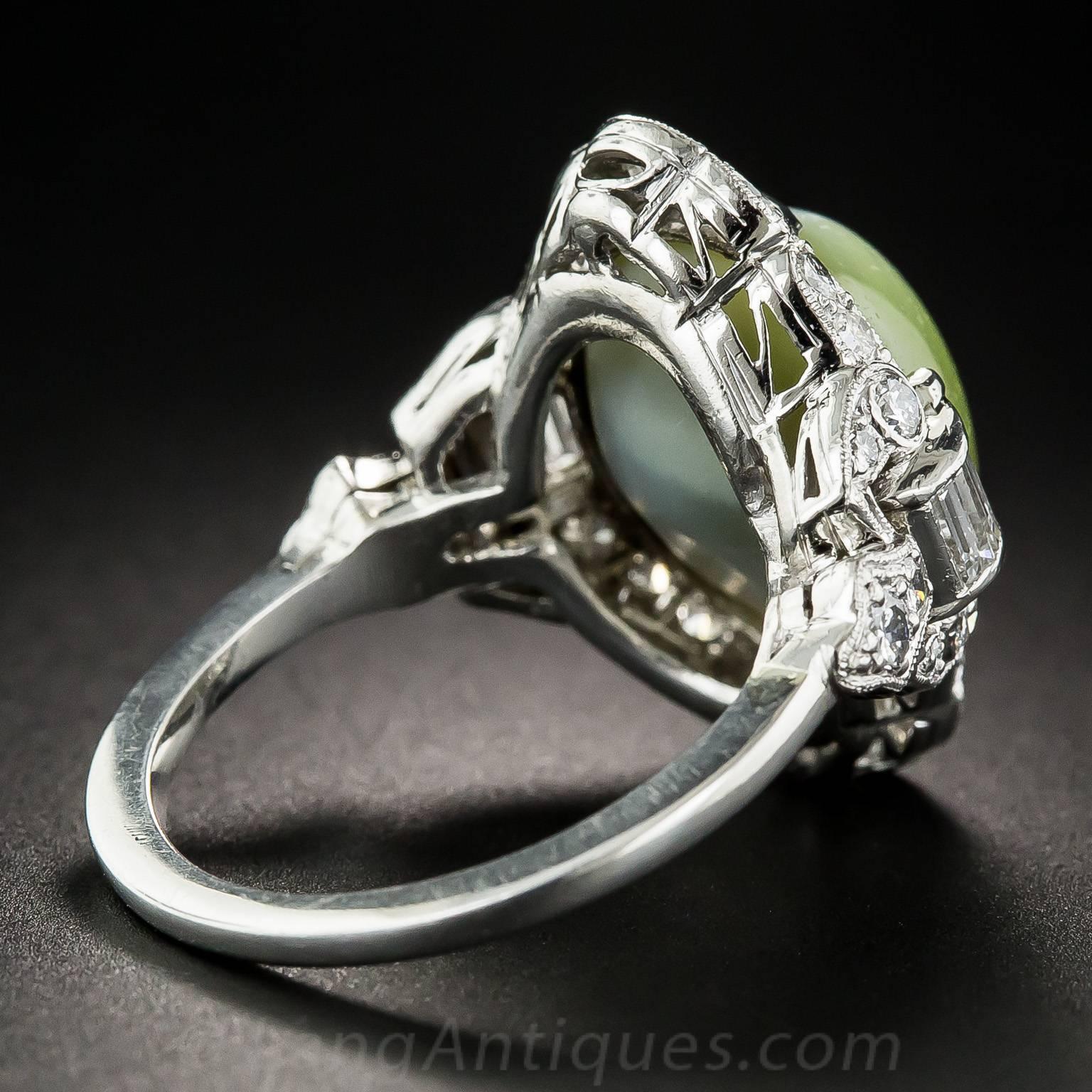 Art Deco 18.50 Carat Chrysoberyl Cat's-Eye Diamond Platinum Ring For Sale 1