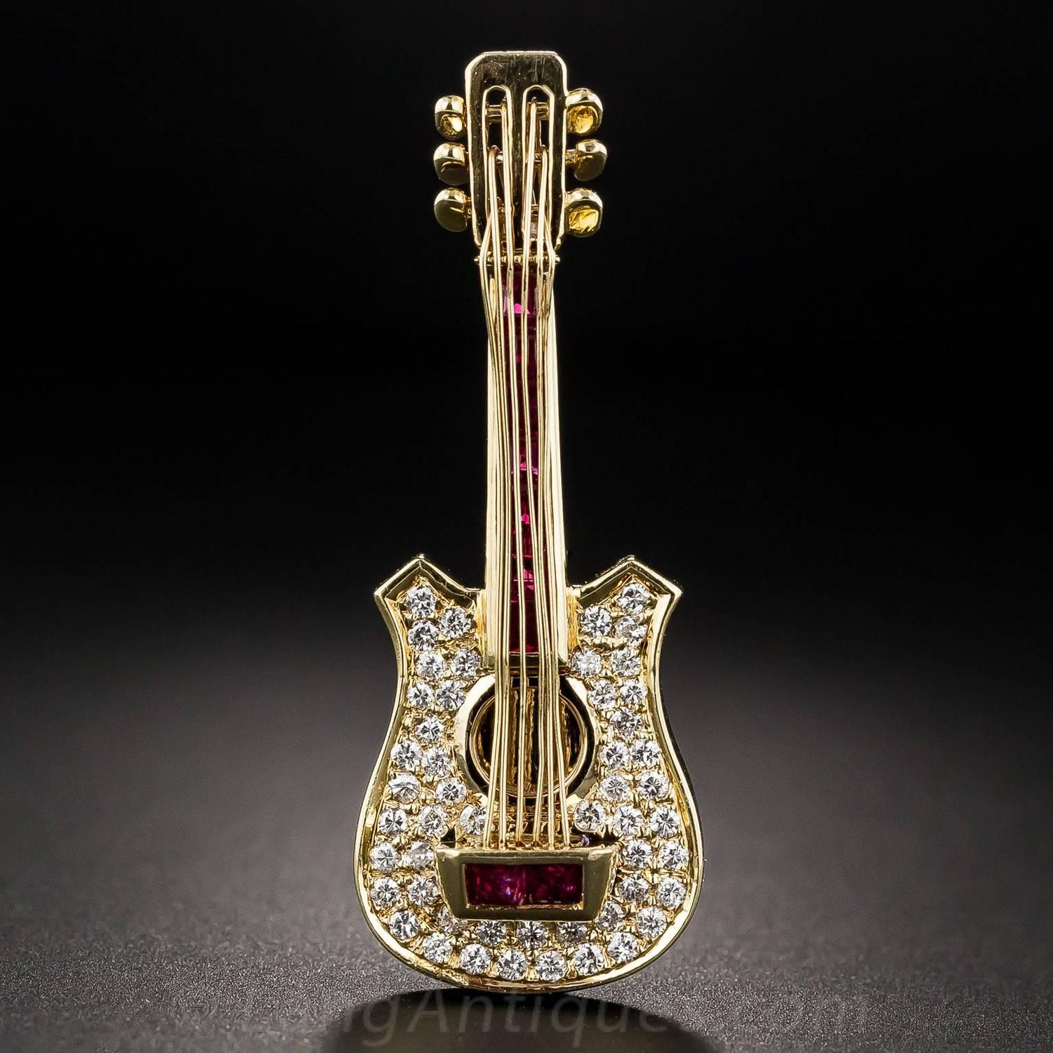 explication for a diamond guitar Hey everyone, i've been hearing good things about schecter guitars, so thought i would have a look i am now utterly confused by their models the maj. explication for a diamond guitar Hey everyone, i've been hearing good things about schecter guitars, so thought i would have a look i am now utterly confused by their models the maj.